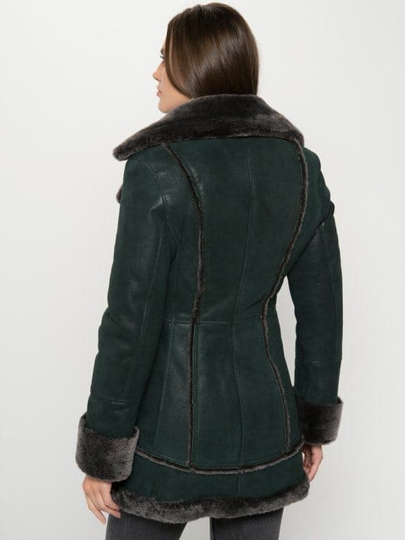 Çengelköy shearling coat, back view