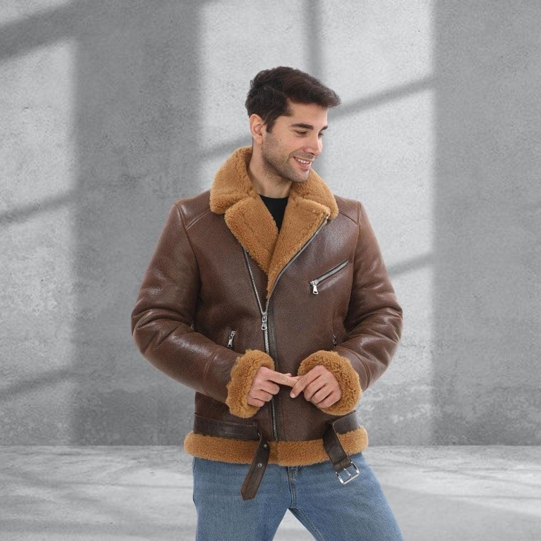 Kadıköy shearling aviator, zipped, front view
