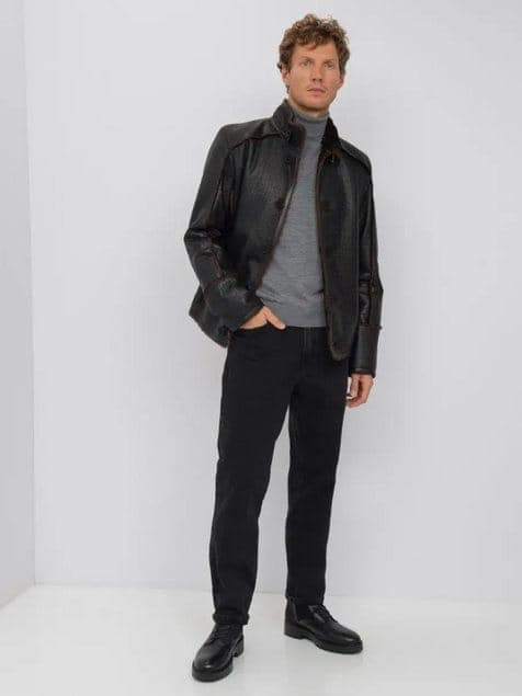Karaköy croc-embossed shearling jacket, full-length look